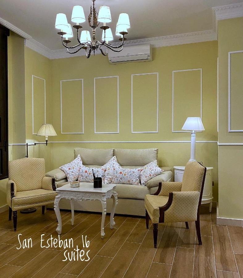 סביליה Suites San Esteban 16 Ducal מראה חיצוני תמונה