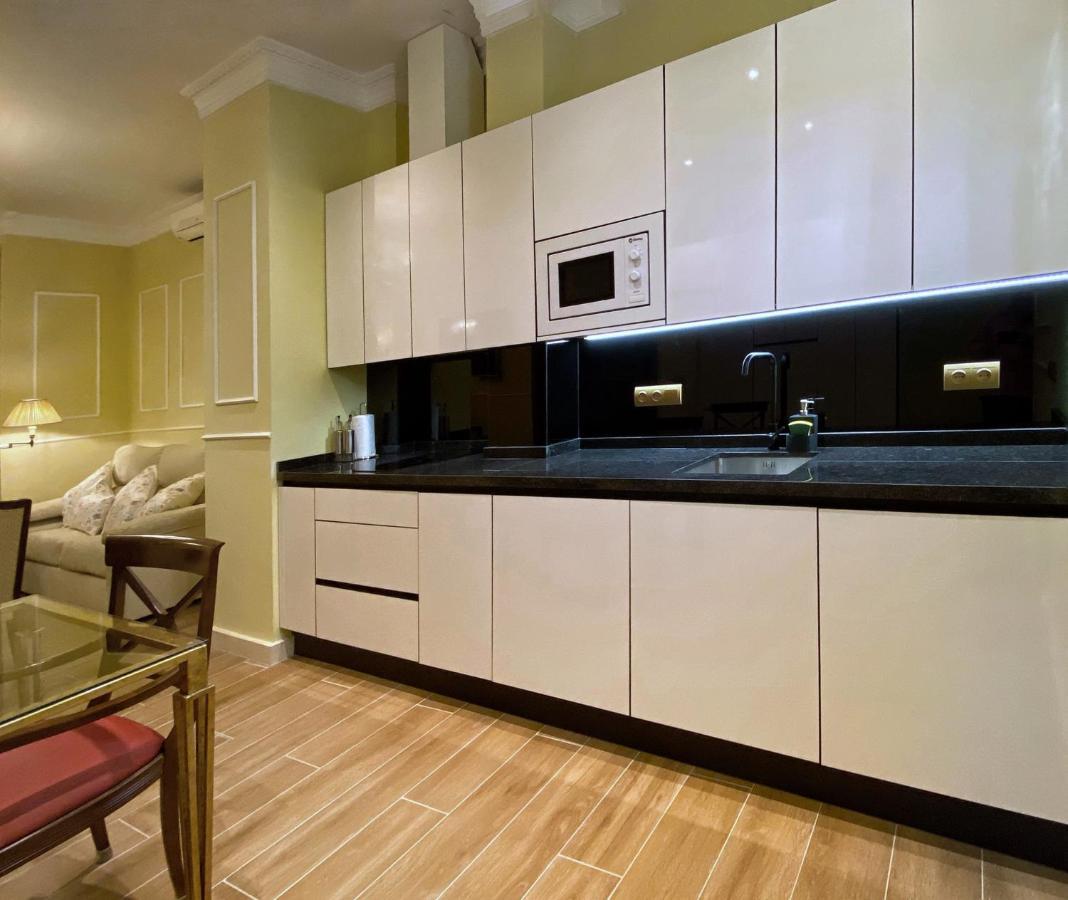 סביליה Suites San Esteban 16 Ducal מראה חיצוני תמונה