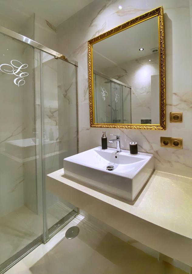 סביליה Suites San Esteban 16 Ducal מראה חיצוני תמונה